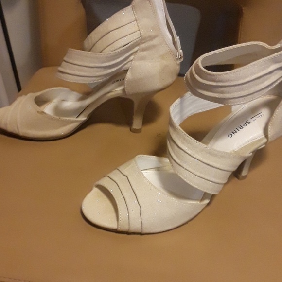 Spring/ summer  sandals - Picture 2 of 3